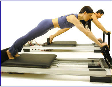 夏天晒伤皮肤怎么护肤,夏季晒黑了秋季如何护理美白