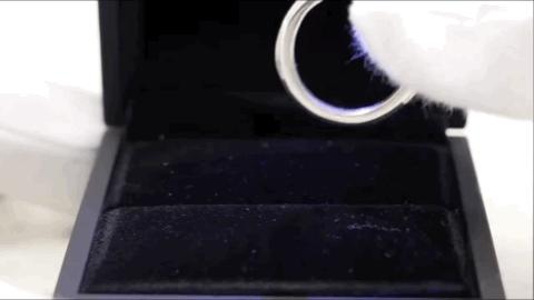 日本小哥用攒了一年的「指甲」给女友做了个钻戒？网友：妈呀变态