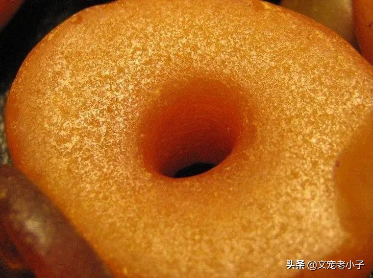 蜜蜡琥珀和老蜜蜡琥珀有什么区别,文玩蜜蜡原料怎么分辨真假