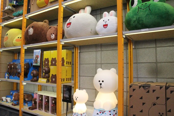 韩国linefriends店,韩国哪里买linefriends车载香水