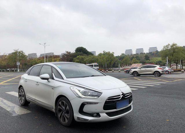 24万买新车后续,ds5购车经历