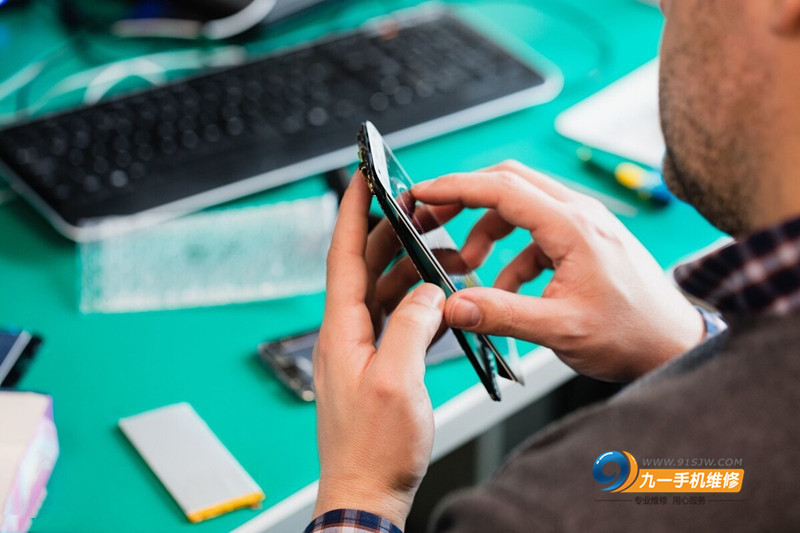 苹果6s进水维修多少钱,苹果11进水了维修费用是多少