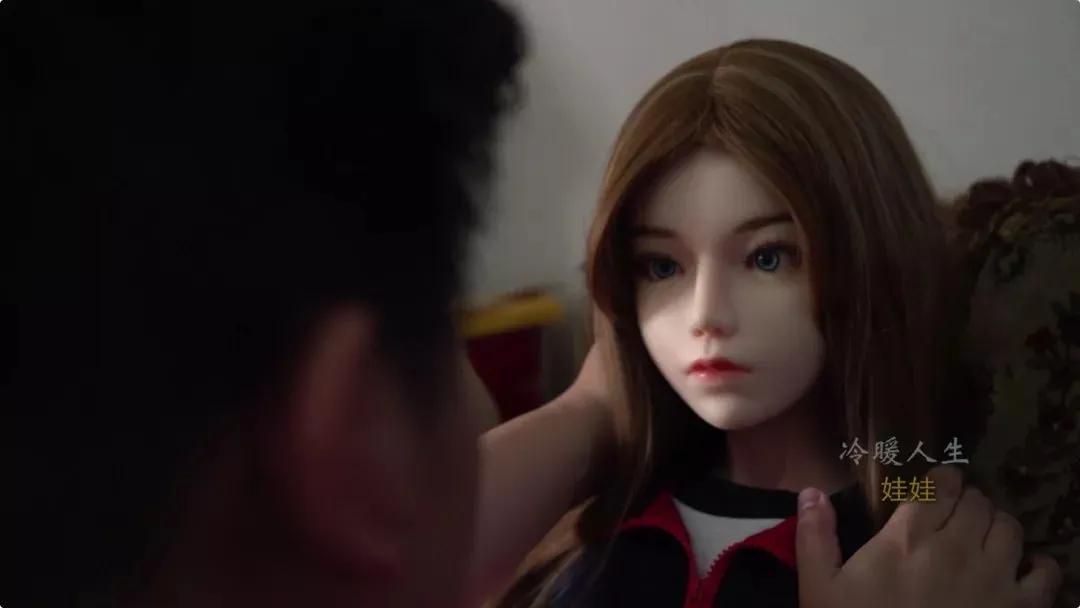 销量暴涨5倍!中国情趣娃娃火爆国外,我却看到了孤独