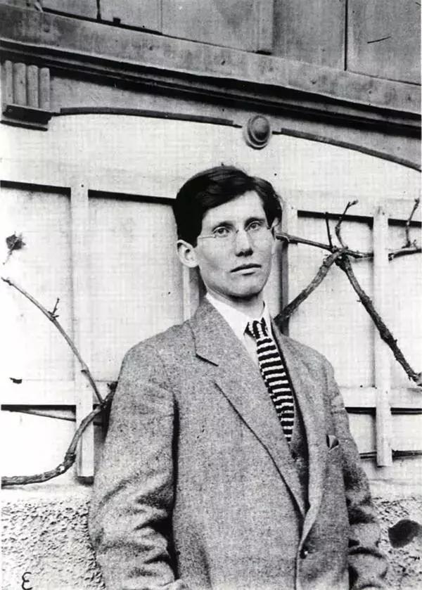 建筑大师们的第一件作品长什么样？