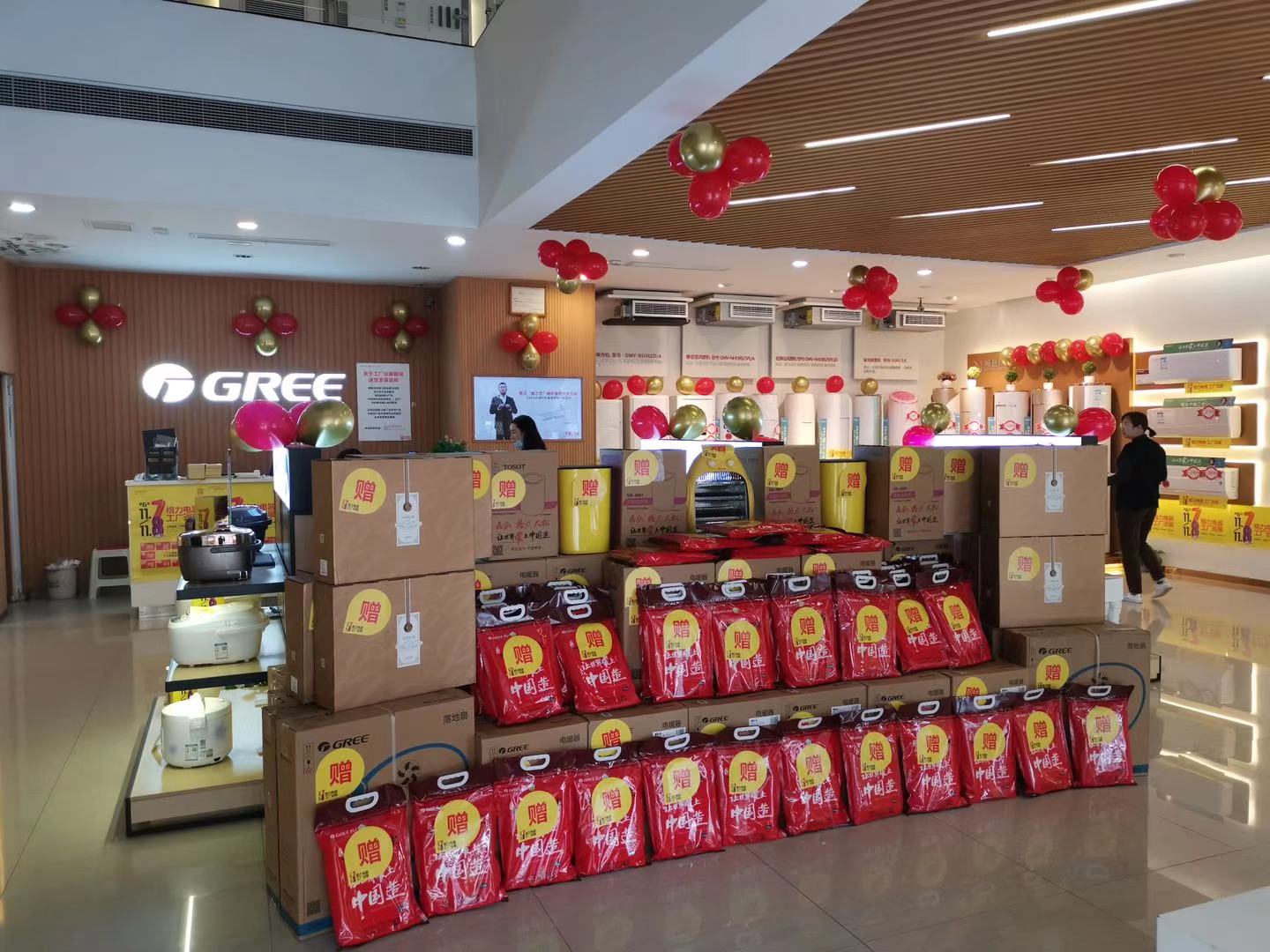 格力空调巡展活动3月和11月价格,11月5日格力空调工厂巡展