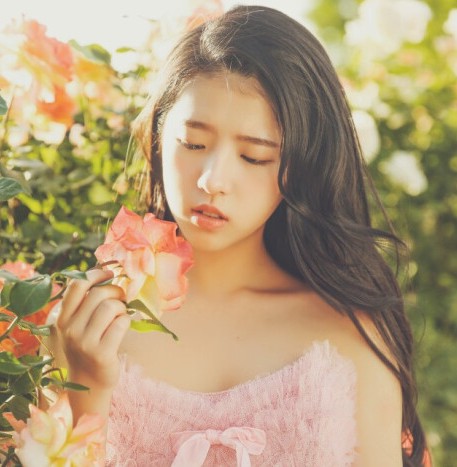 关晓彤吴宣仪赵露思,赵露思关晓彤吴宣仪