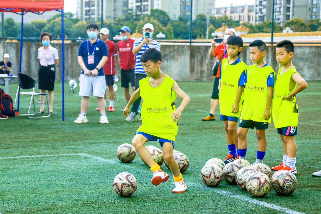 恒大青训投入四个多亿,恒大青训能力有多强