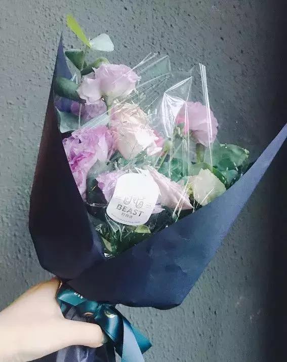 海底捞、星巴克、哈根达斯……这些隐藏福利，一张身份证就搞定！