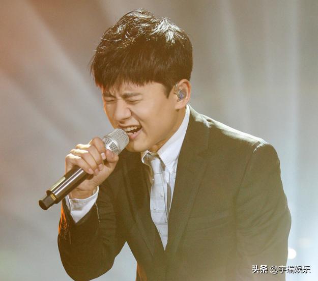 张艺兴谈练习生市场浮躁,张艺兴评价市场浮躁是哪期