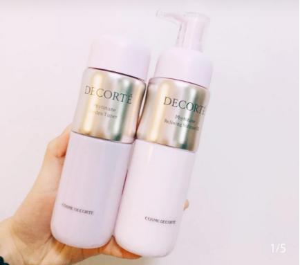 ahc水乳蓝瓶好用还是神仙水好用,老国货水乳真实测评