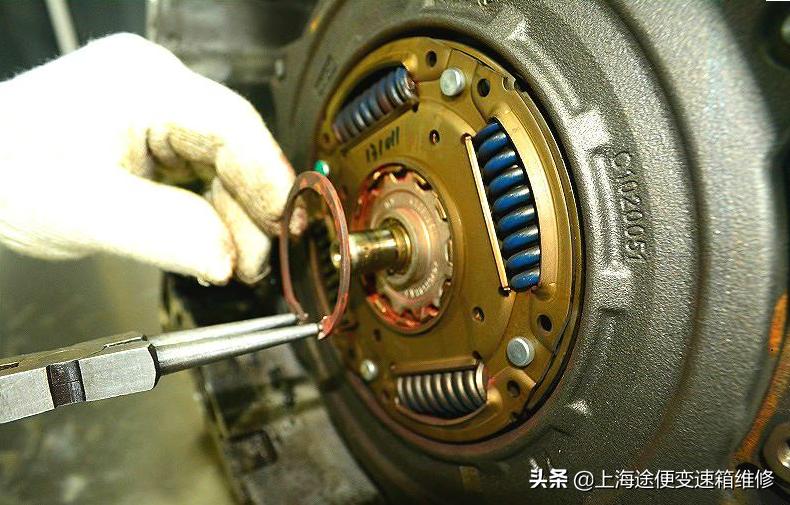 科鲁兹双离合变速箱靠谱吗,科鲁兹干式双离合变速箱拆不下来