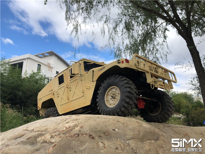 送给我的90046的十一礼物1/10防弹悍马-不服来撞！