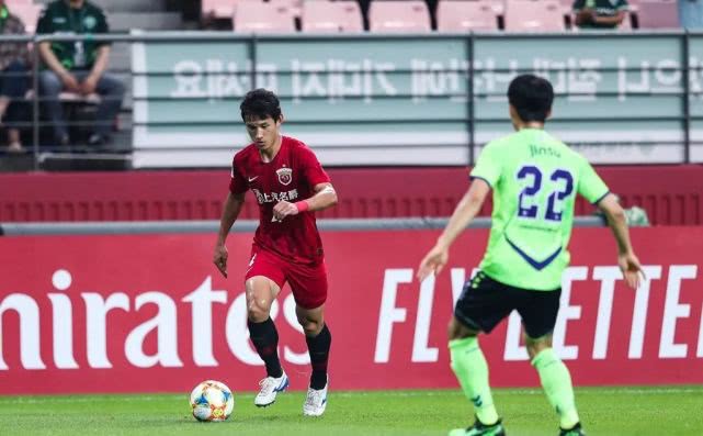 洛国富阿兰艾克森什么水平,高拉特洛国富艾克森阿兰