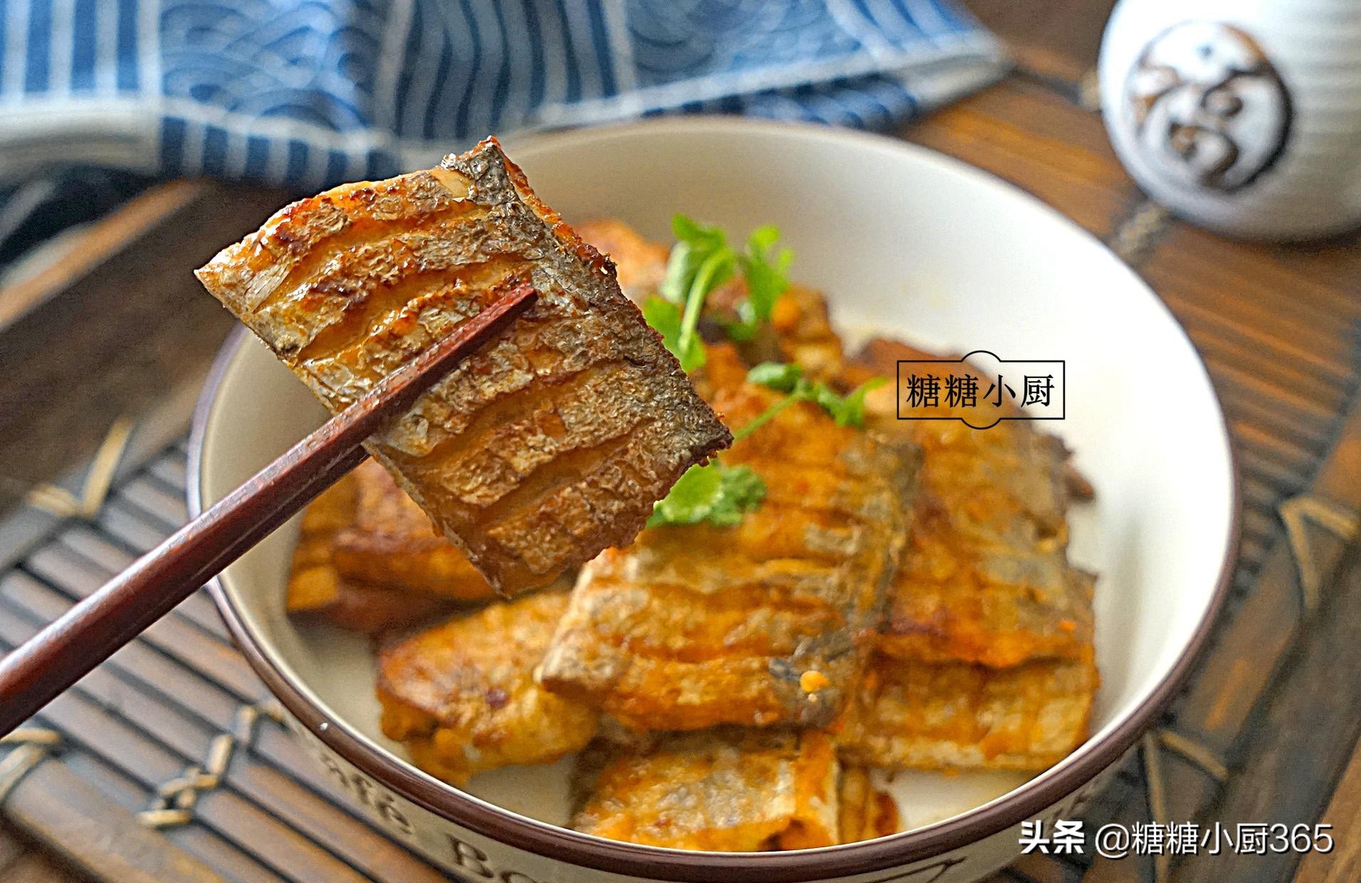 怎么煎带鱼才能不破皮还好吃,怎样用电饼铛煎带鱼不粘锅不破皮