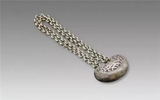 中国人的护身符,中国人专有的护身符