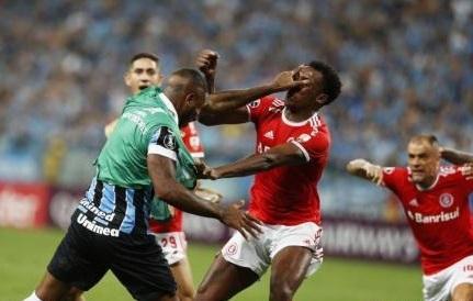 10人群殴事件,10人群殴