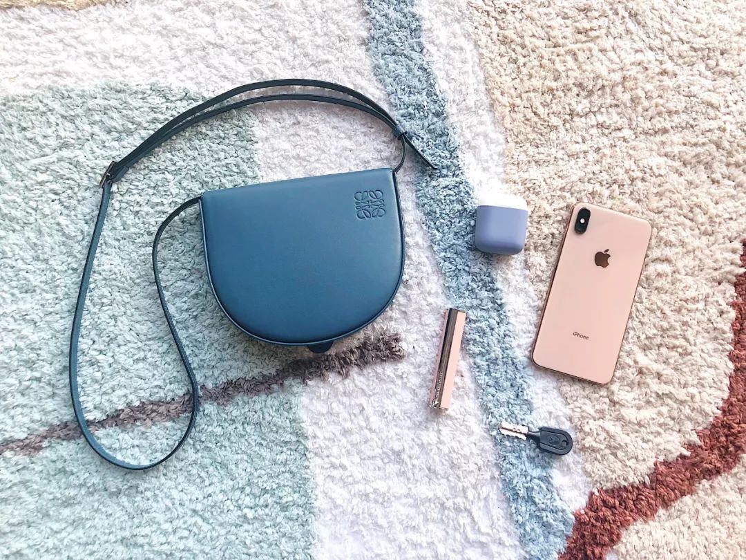 高定burberry包包,burberry时尚通勤包包