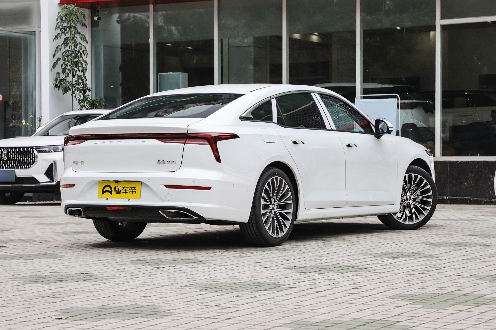 全新奔腾b70值得购买吗,奔腾b702.0t自动智享型二手