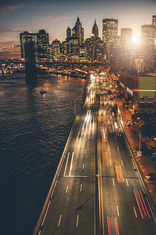 期货套利实现投资盈利的有效方式,期货投资获得成功的条件有哪些