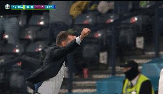 舍甫琴科帮助了乌克兰吗,舍甫琴科为什么不执教乌克兰了