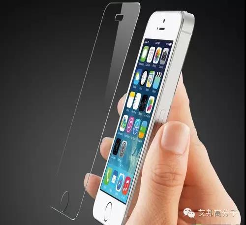 武汉贴膜哥三年买下2套房,驼驮网为你揭秘手机贴膜的那些事