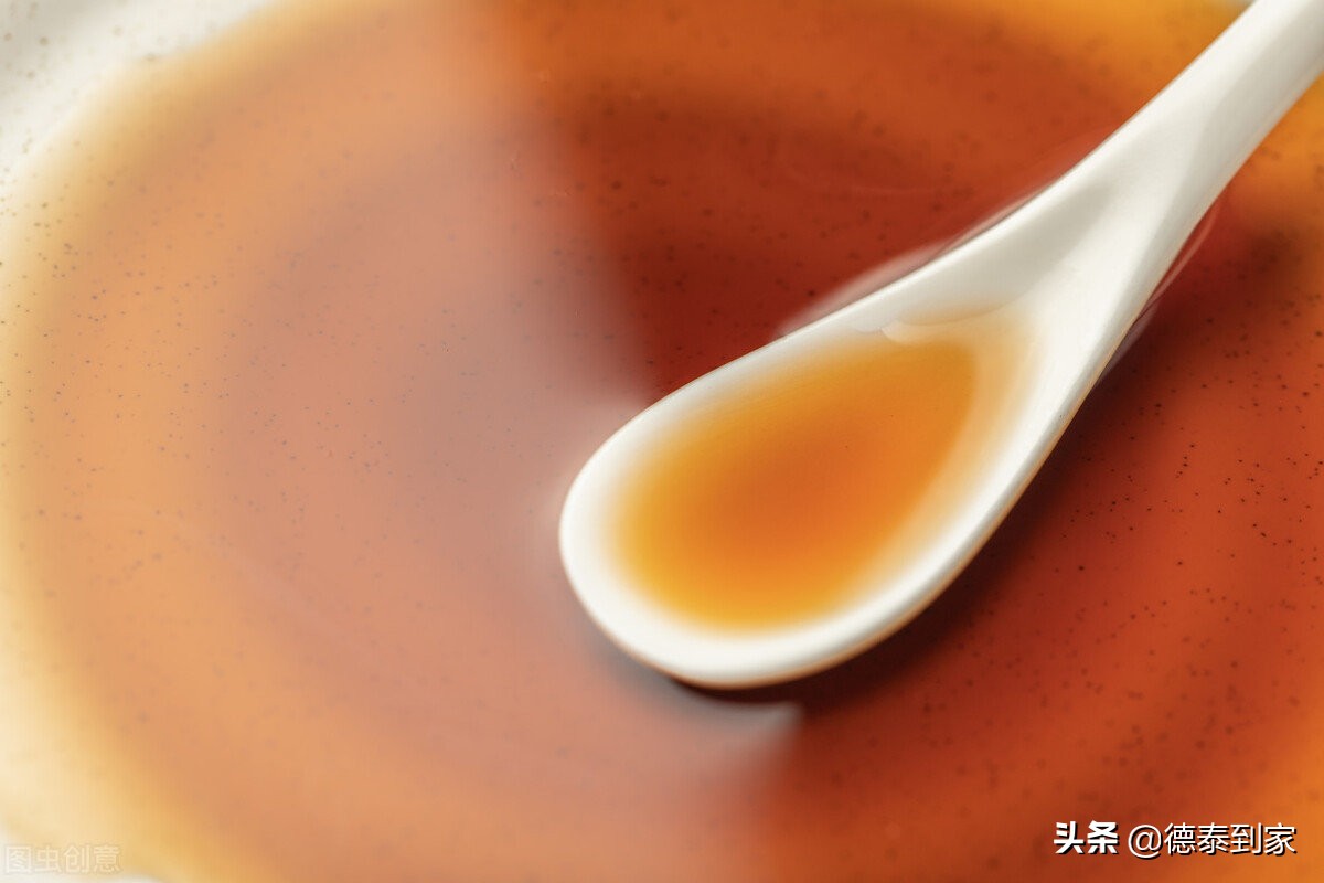 酒店的浴缸怎么清洗才能安全泡澡,浴缸清洗老污渍的专用产品