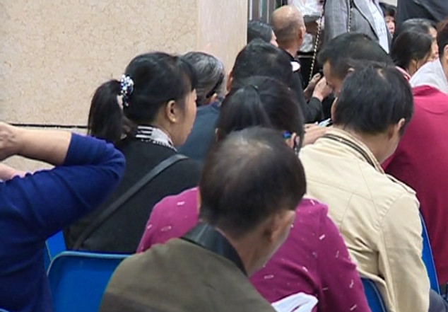 60多岁阿姨肚子大,60岁阿姨肚子忽然变大