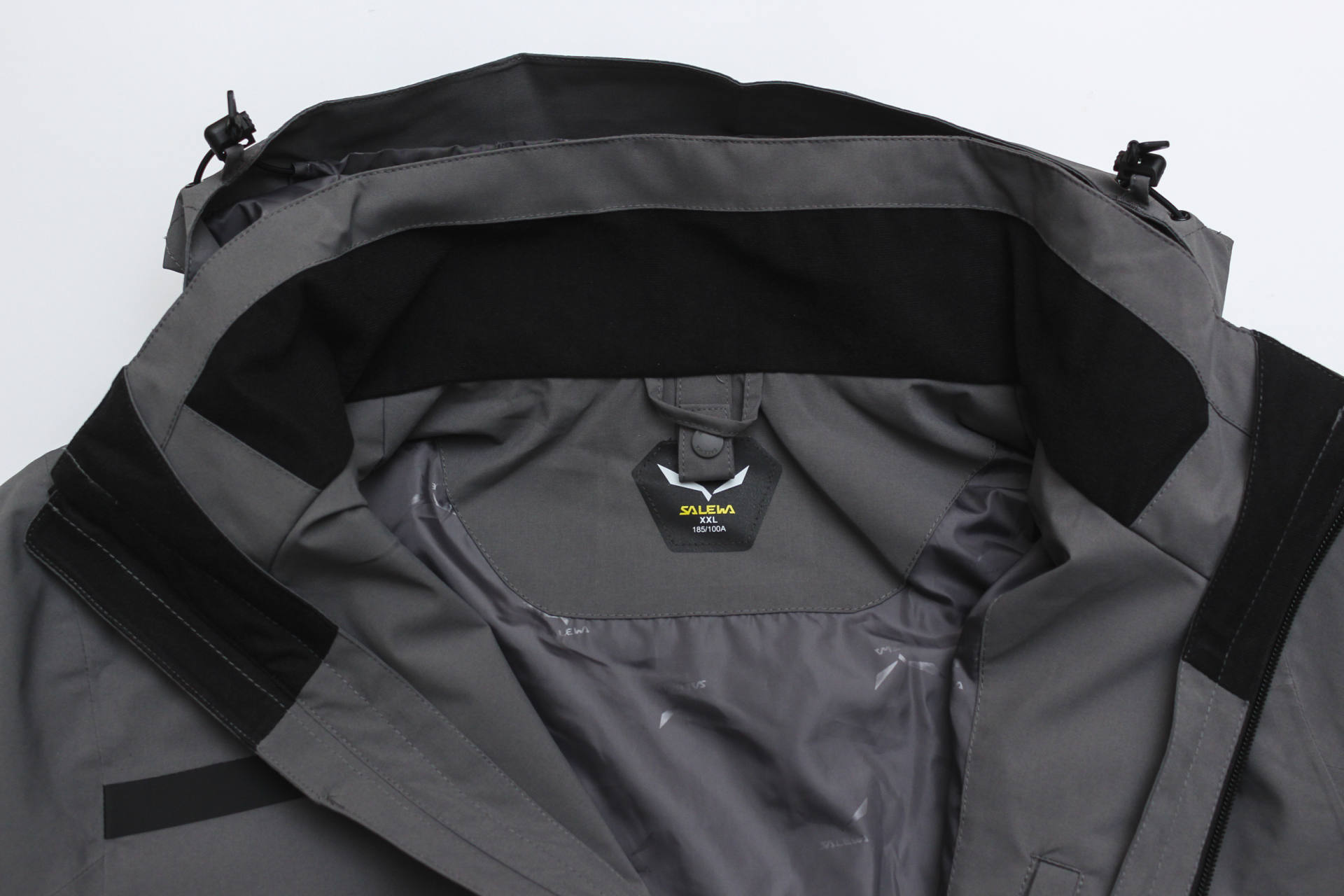 好看又好穿的冲锋衣测评,适合日常穿的户外冲锋衣