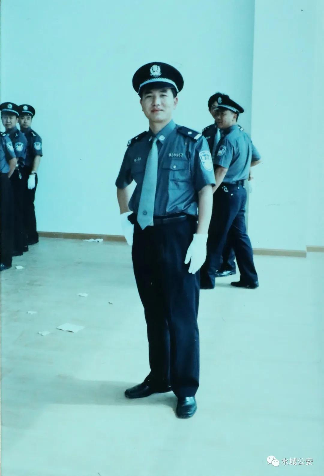 青年在岗位上书写奋斗的故事,在岗位实践中的青春