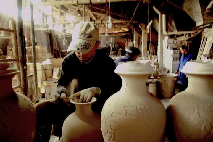 走进千年陶瓷古镇,景德镇碎瓷片博物馆之夜