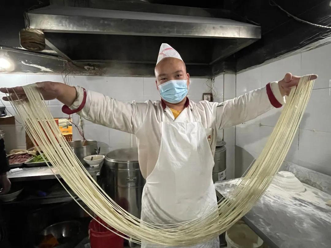 寮犺鐗涜倝鎷夐潰鎺㈠簵,寮犺鐗涜倝闈㈤