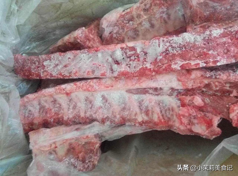 买排骨最好是不要买肉,排骨肉少好还是多肉好