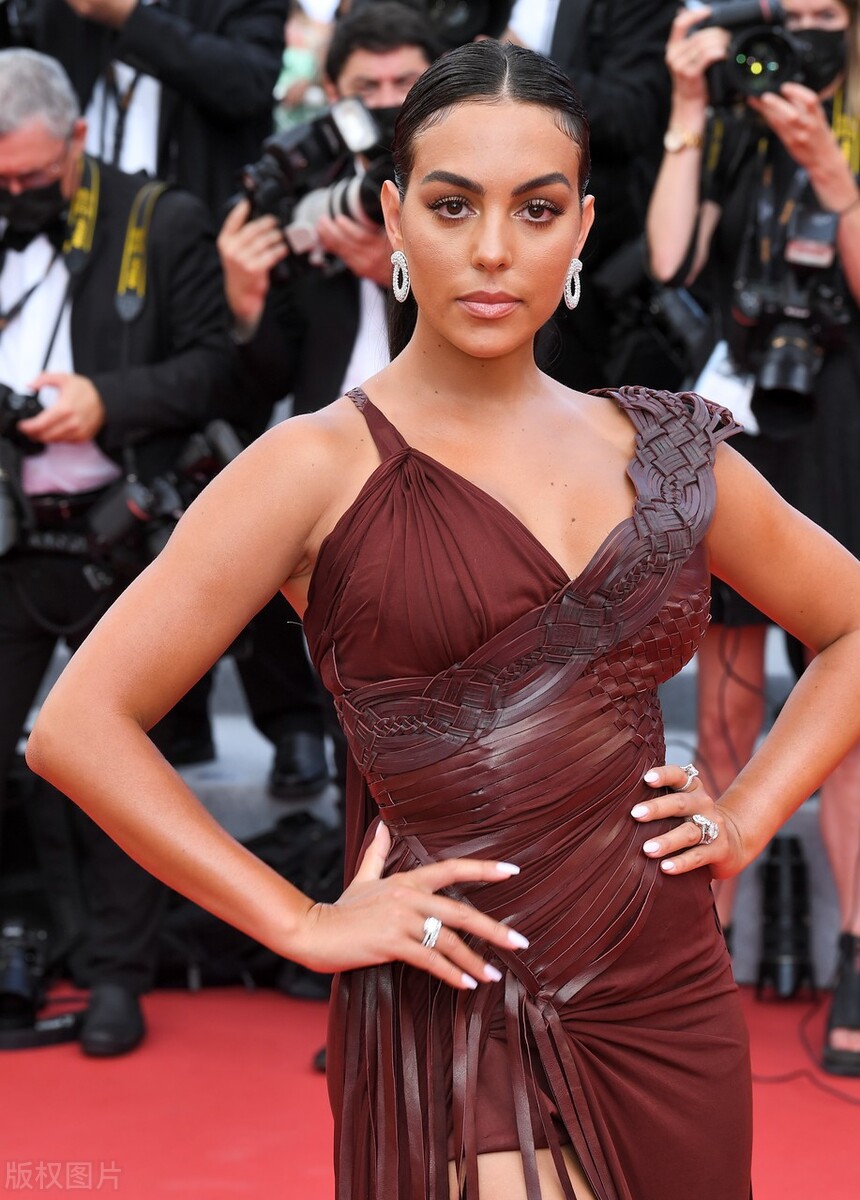 梅西和c罗绝代双骄的时代,梅西和c罗的年轻时