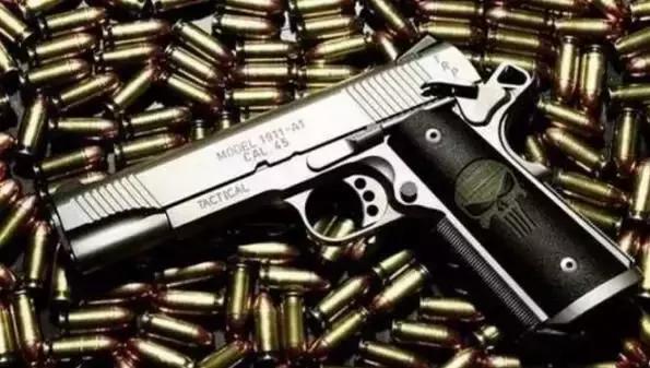 【法眼看今天】微商兜售医院内部明星小药？这钱不是谁都能赚！