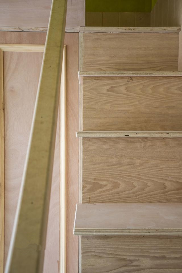 花8千块叫木工做上下床,还是第一次见这种床,连衣柜书桌都有了