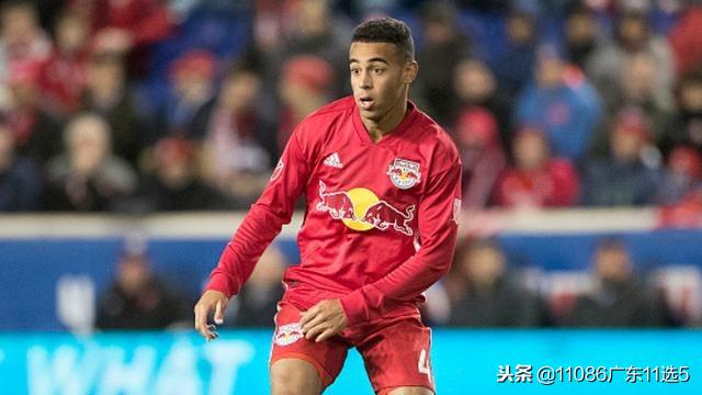 17岁首秀18岁晋升国脚，美版坎特登陆德甲PK莱万罗伊斯