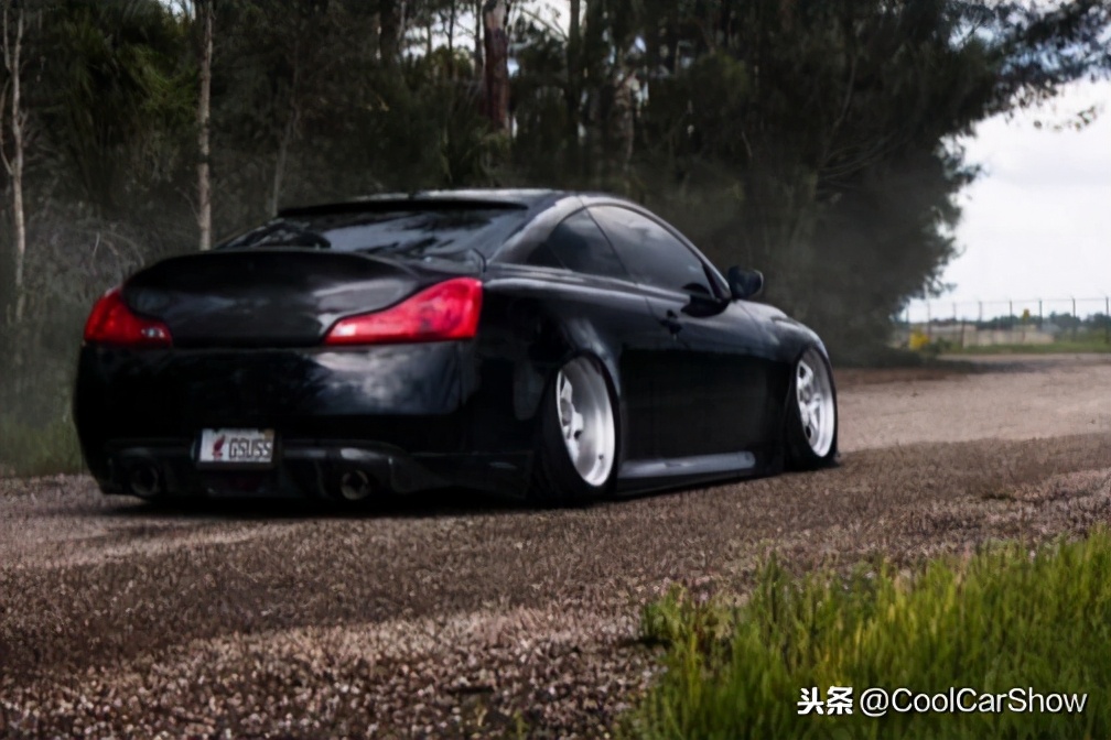 英菲尼迪g37改装黑色漆面,英菲尼迪g37双门改装gtr前脸