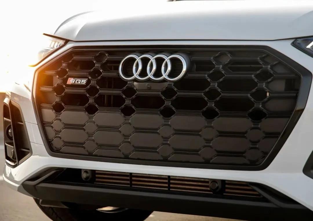 q5最快几秒破百,6.2秒破百奥迪q8