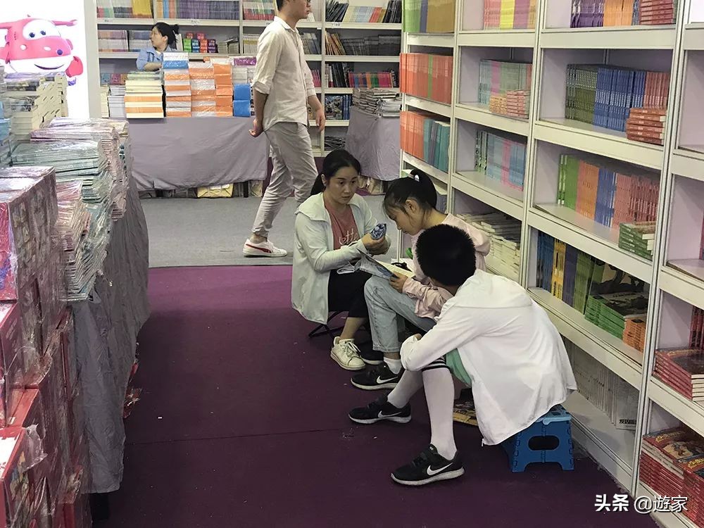 上海书展首日活动人气高,上海书展值得带孩子去吗
