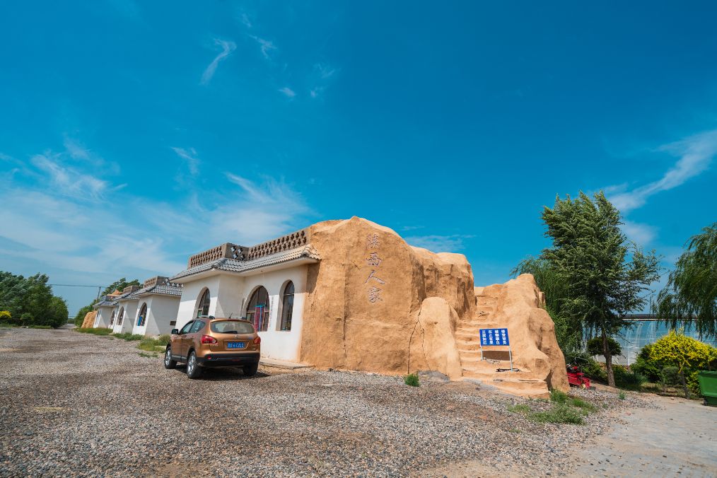 她是滔滔千里黄河的宠儿,阴山之下、河套之上的掌上明珠