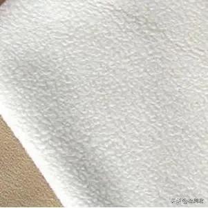 快收藏：双面呢、摇粒绒、丝绒、灯芯绒...秋冬流行面料知识解析