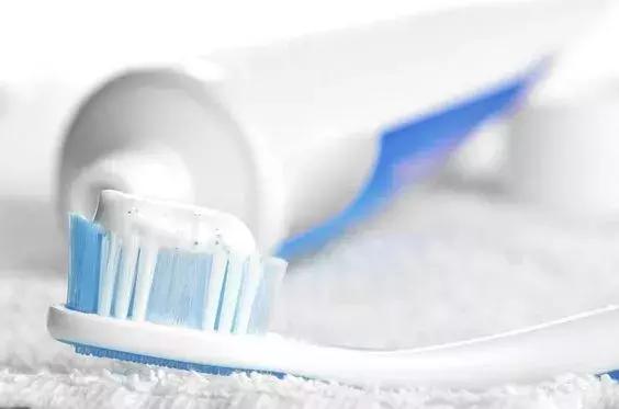 5元和40元牙膏的区别,5元与35元的牙膏有什么区别