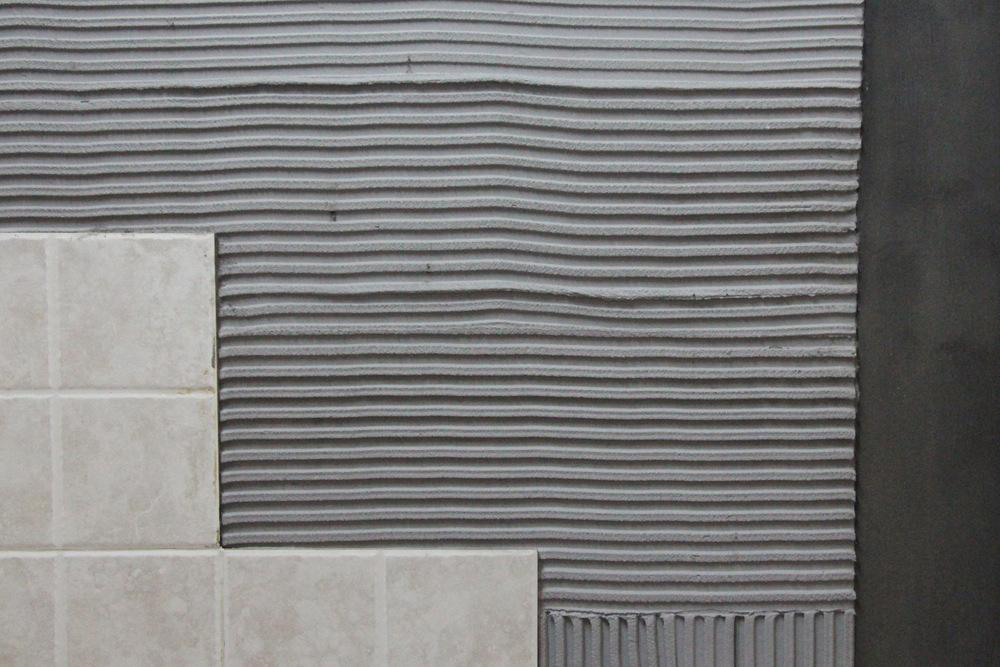 水泥砂浆和瓷砖背胶,瓷砖背胶搭配水泥和瓷砖胶哪个好