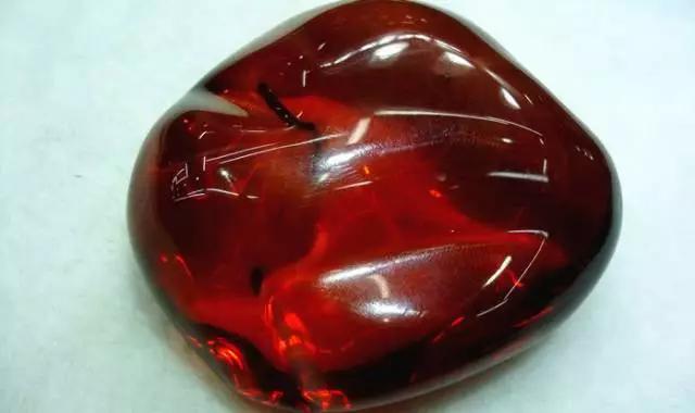 缅甸琥珀真伪鉴别方法,缅甸琥珀鉴定视频大全