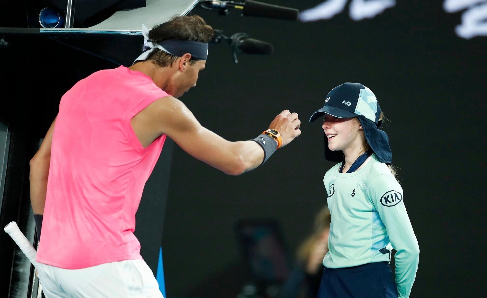 纳达尔亲吻女球童后续,纳达尔与女球童