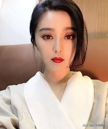 范冰冰太猛了！裙子竟这么薄，网友：真是省布料！