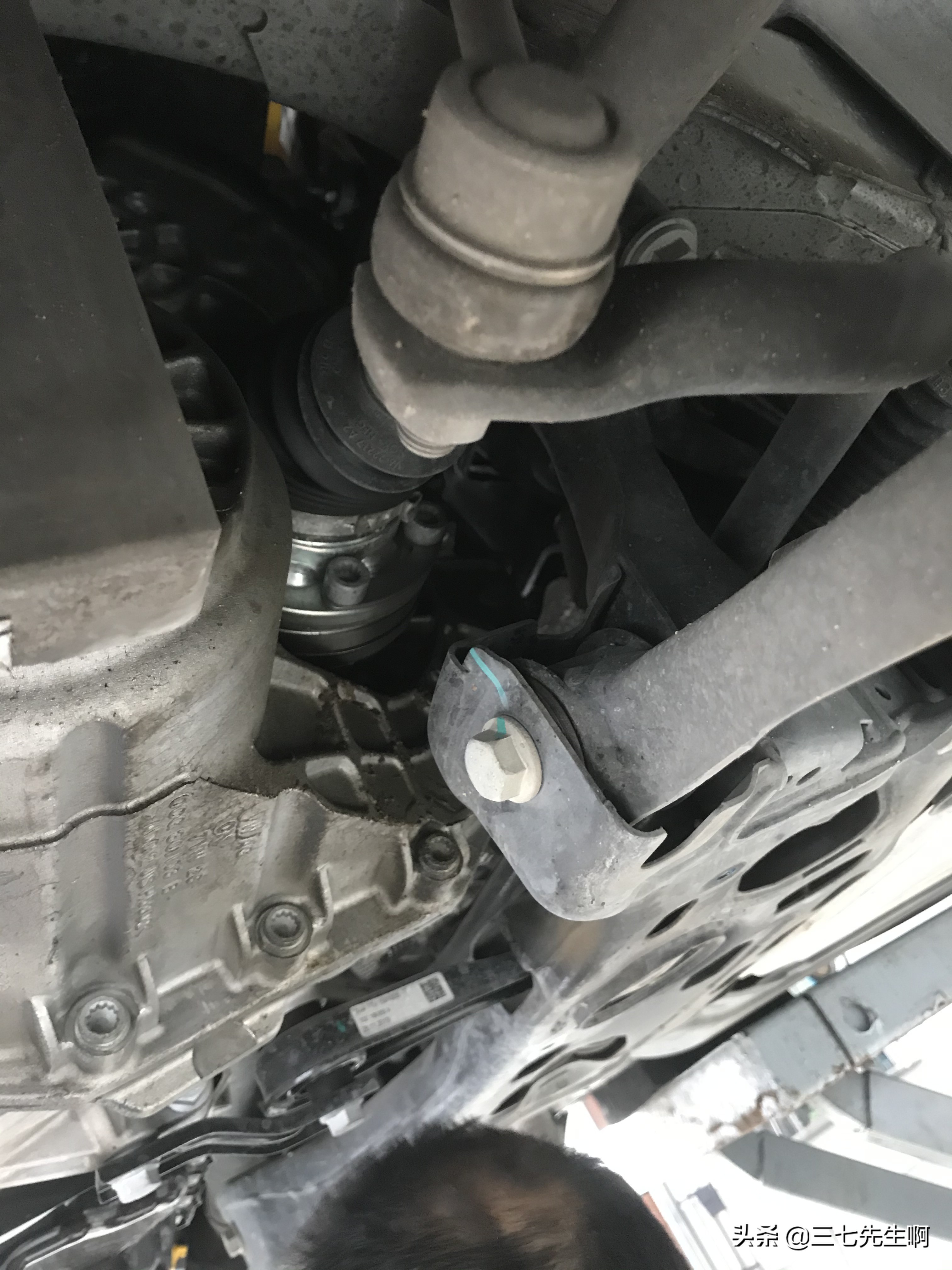 速腾10000公里保养发动机要清洗吗,速腾1.4t保养用什么牌子机油最好