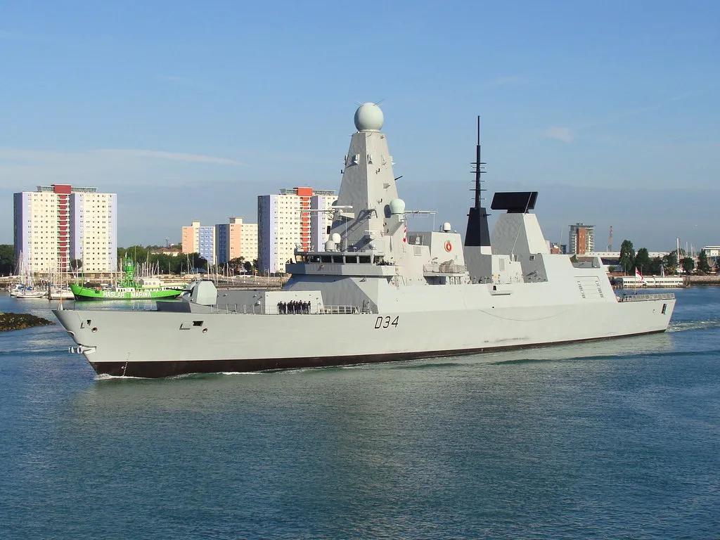 052d驱逐舰vs45型驱逐舰,055型驱逐舰央视