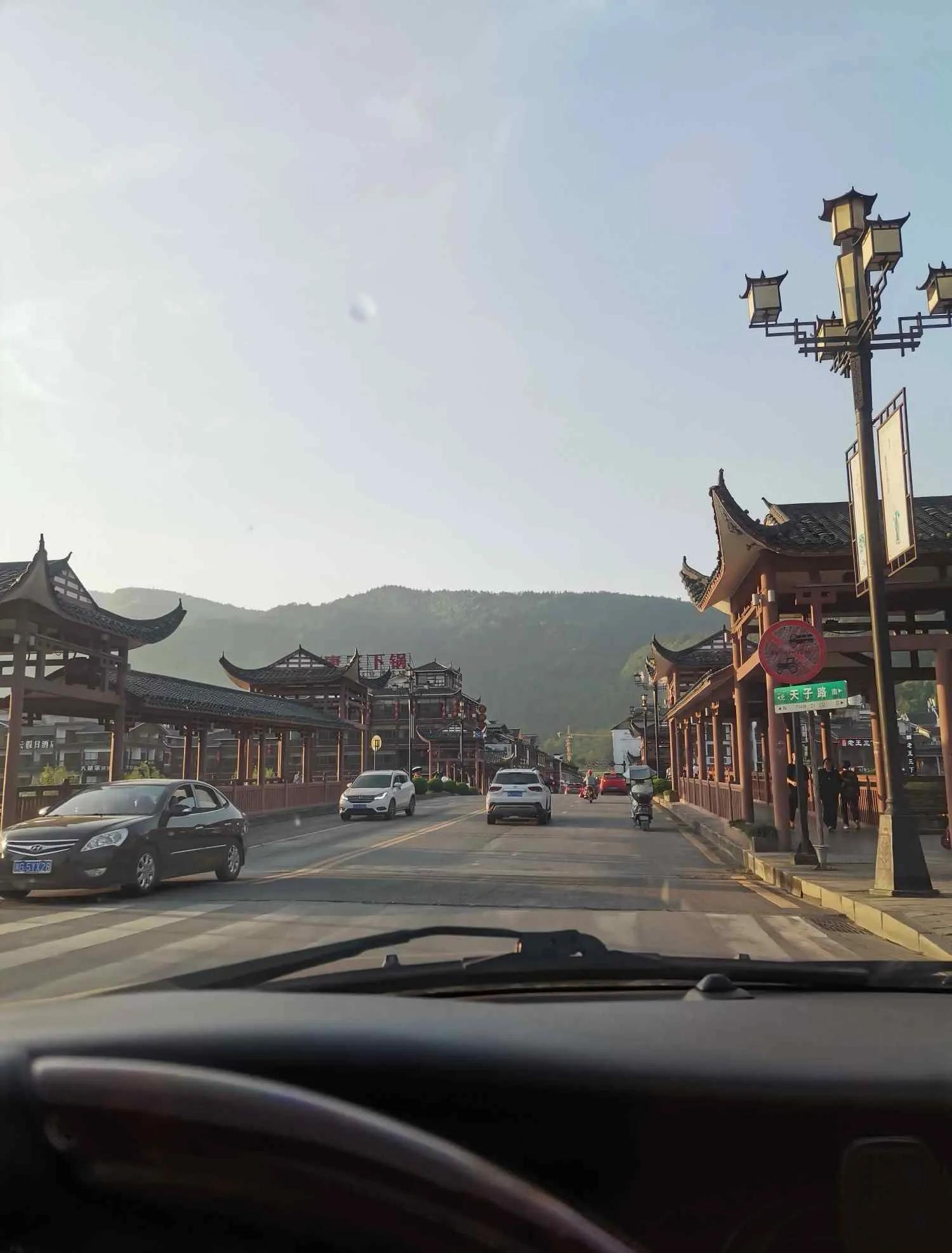 ⑤《打造我的名爵7Lmk1》文终于对题了，换掉MG7L的大嘴，上4眼杠