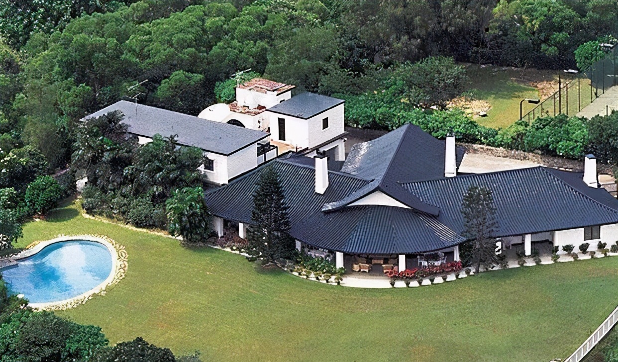 律政名媛输给了爱马仕柜姐，离开刘銮雄相交郑家纯，王颖妤不一般